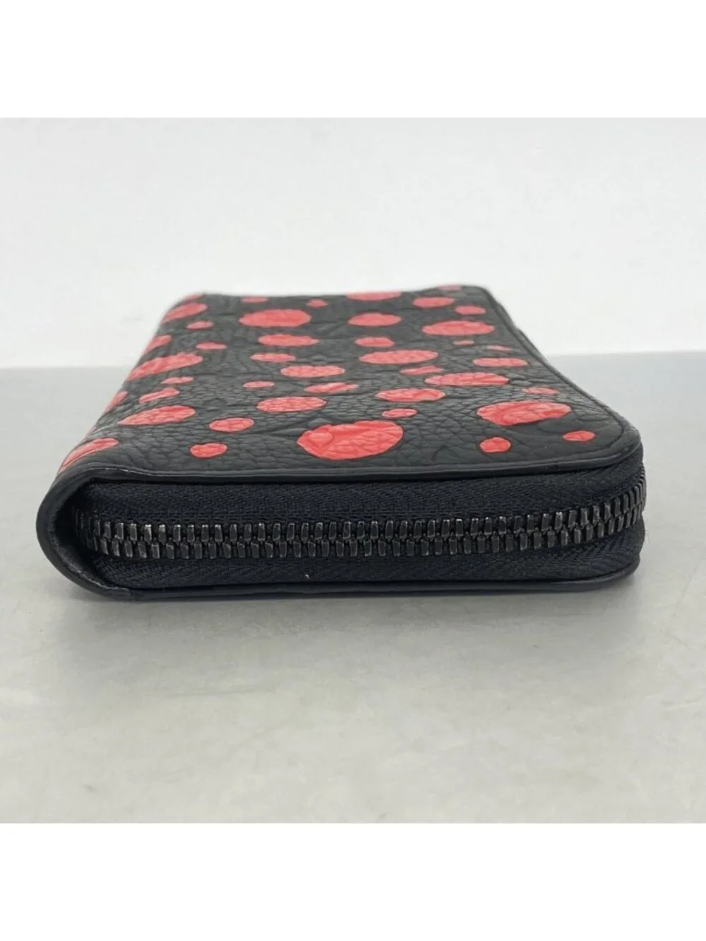 Louis Vuitton Wallet Monogram Empreinte Zippy Vertical LV YK Yayoi Kusama Noir